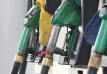 Petrobras reduz preço da gasolina em 5,6%